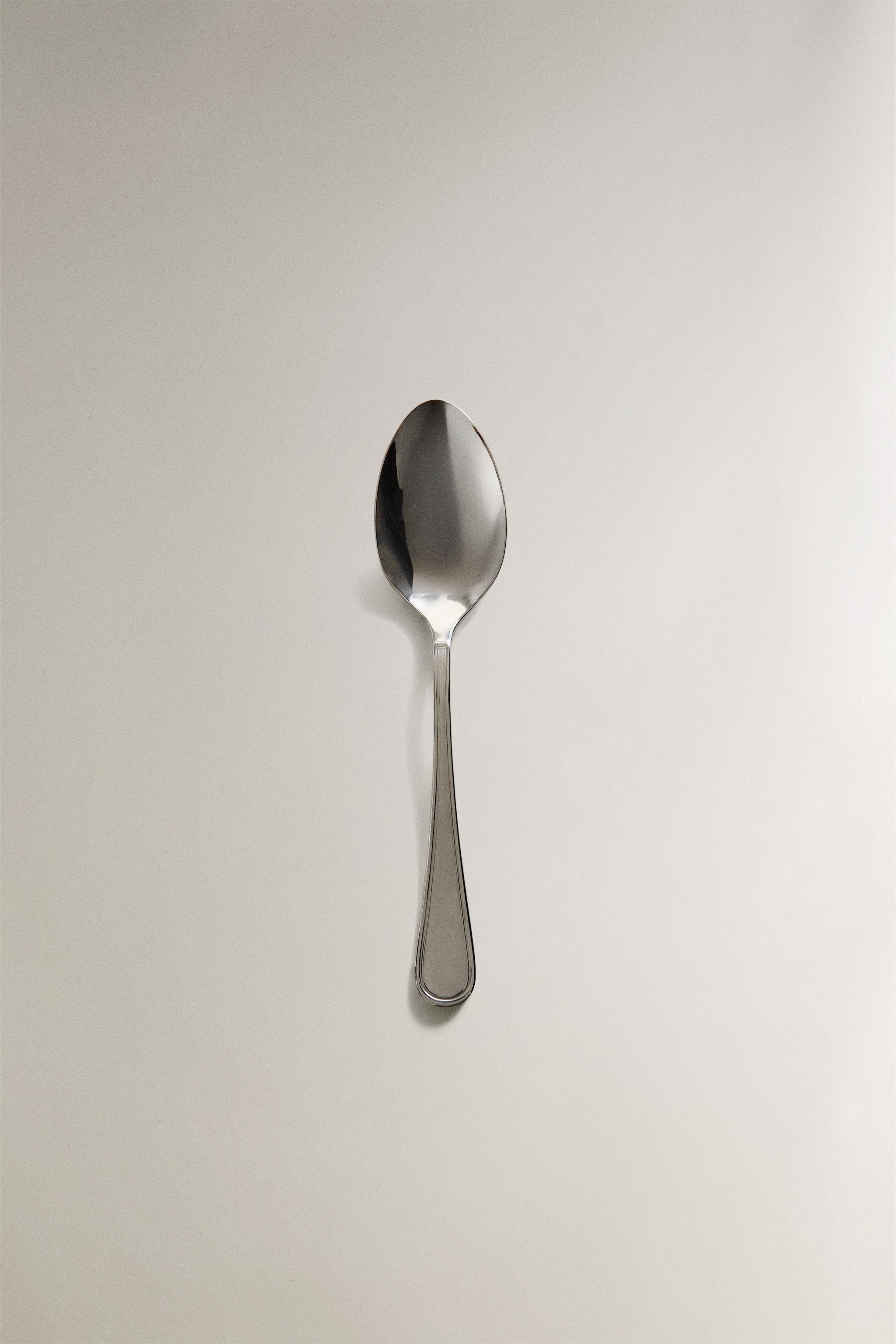 SHINY STEEL SERVING SPOON